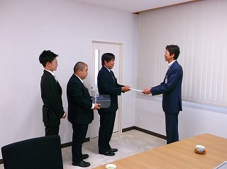 写真：熱海青年会議所市長表敬訪問の様子