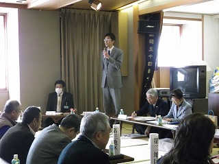 写真：民生委員児童委員協議会全員協議会に参加する市長の様子