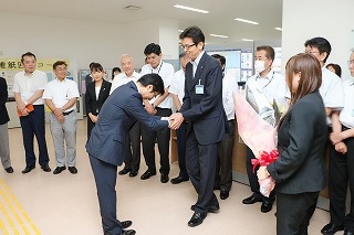 写真：田邉副市長退任の様子