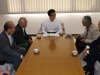 写真：国際ロータリークラブ静岡第1分区代表者訪問の様子