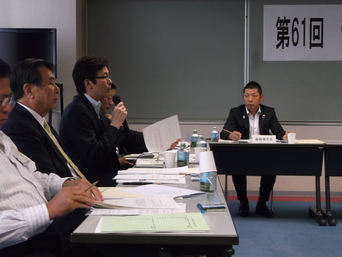 写真：第61回静岡県東部市長会議に出席する市長の様子