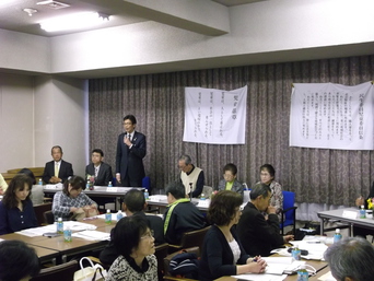 写真：民生委員・児童委員協議会総会に出席する市長の様子