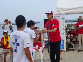 初島・熱海間団体競泳大会閉会式