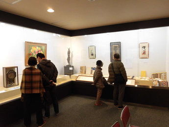 お宝展会場の画像02