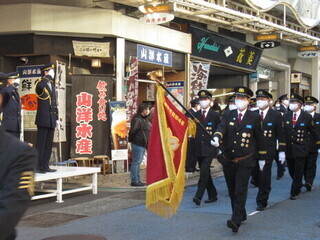 写真　観閲パレード