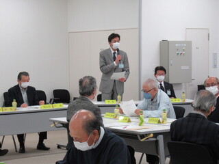 写真　町内会長連合会4月