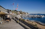写真：熱海市の街並み