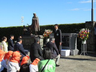 写真　尾崎紅葉祭　市長挨拶