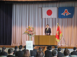 写真　熱海高等学校入学式