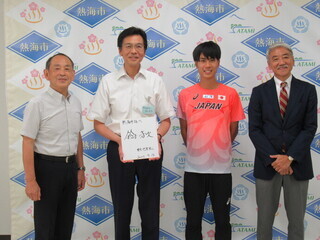 記念撮影の様子