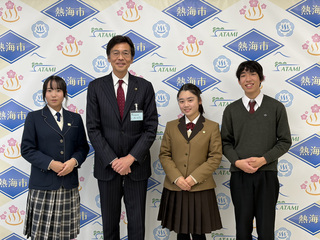 記念撮影の様子